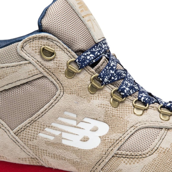 new balance 710 roadblock